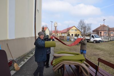 2018. Tavaszi takarítás a templomban 2500.